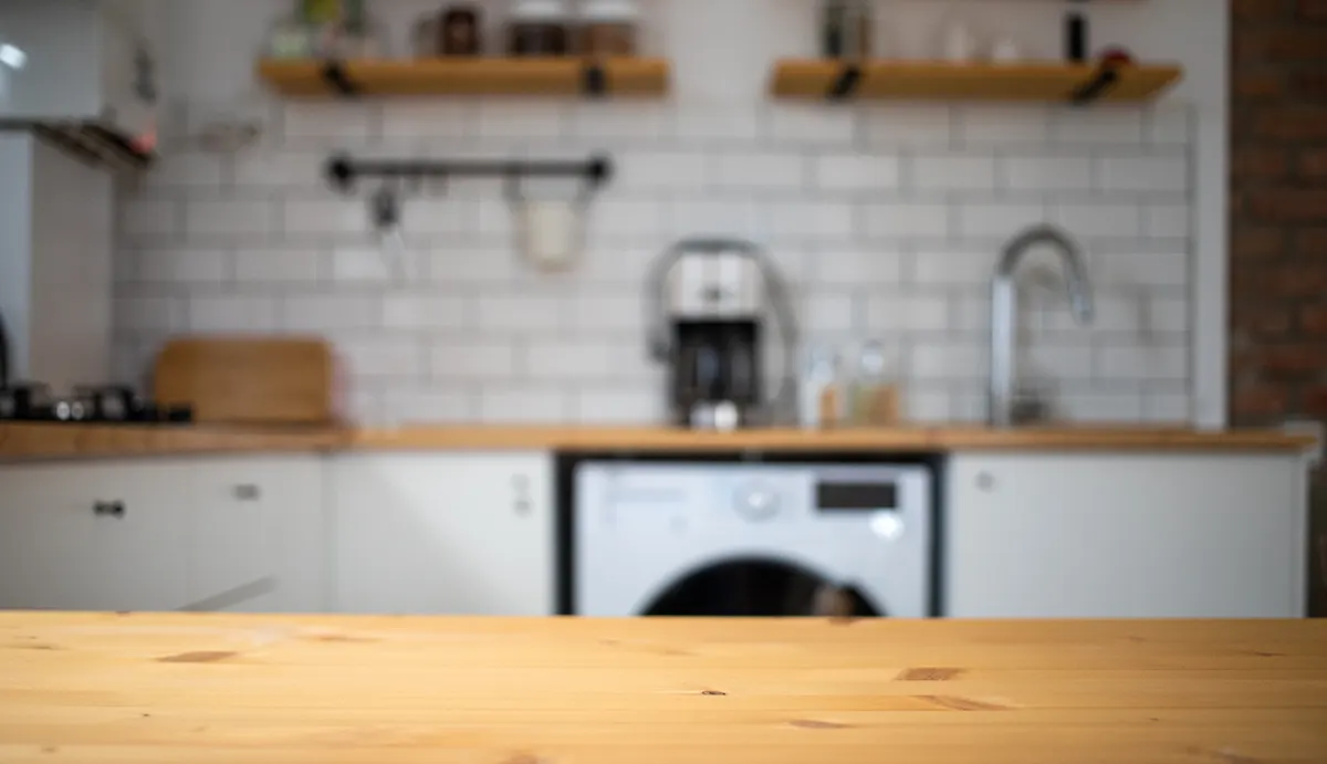  kitchen counter tops and cabinets
